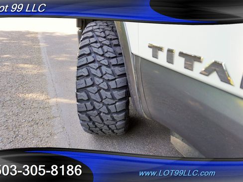 Used 2019 Nissan Titan PRO-4X w/ Pro-4x Convenience Package AWD/4WD image 4