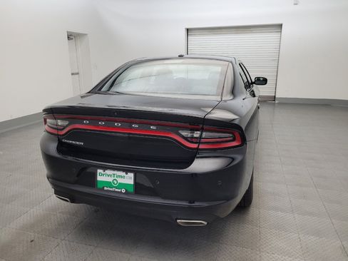 Used 2022 Dodge Charger SXT w/ Leather Interior Group RWD image 7