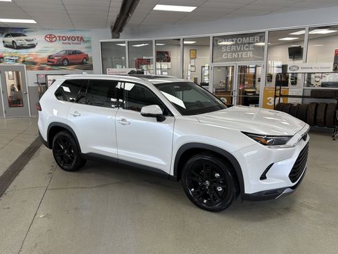 New 2026 Toyota Grand Highlander AWD image 44