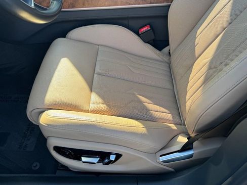 Used 2020 Audi A8 L 3.0T w/ Executive Package image 11