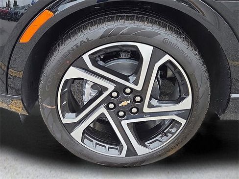 New 2025 Chevrolet Equinox EV LT w/ Convenience Package II image 9