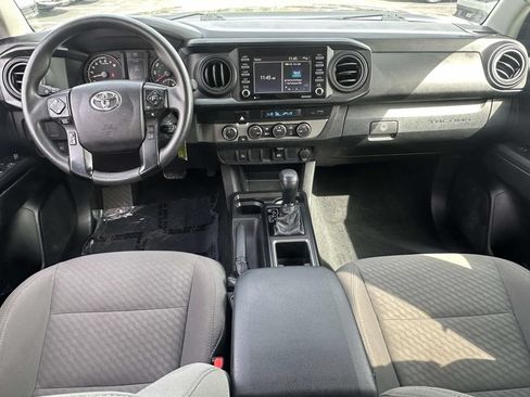 Used 2022 Toyota Tacoma SR AWD/4WD image 13