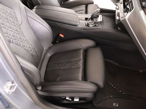 Used 2023 BMW 530i w/ M Sport Package RWD image 14