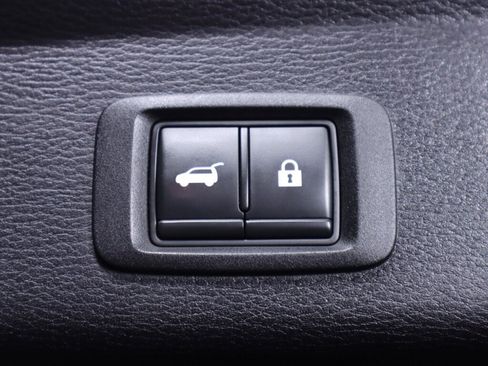 Used 2022 Mitsubishi Outlander SE AWD/4WD image 40