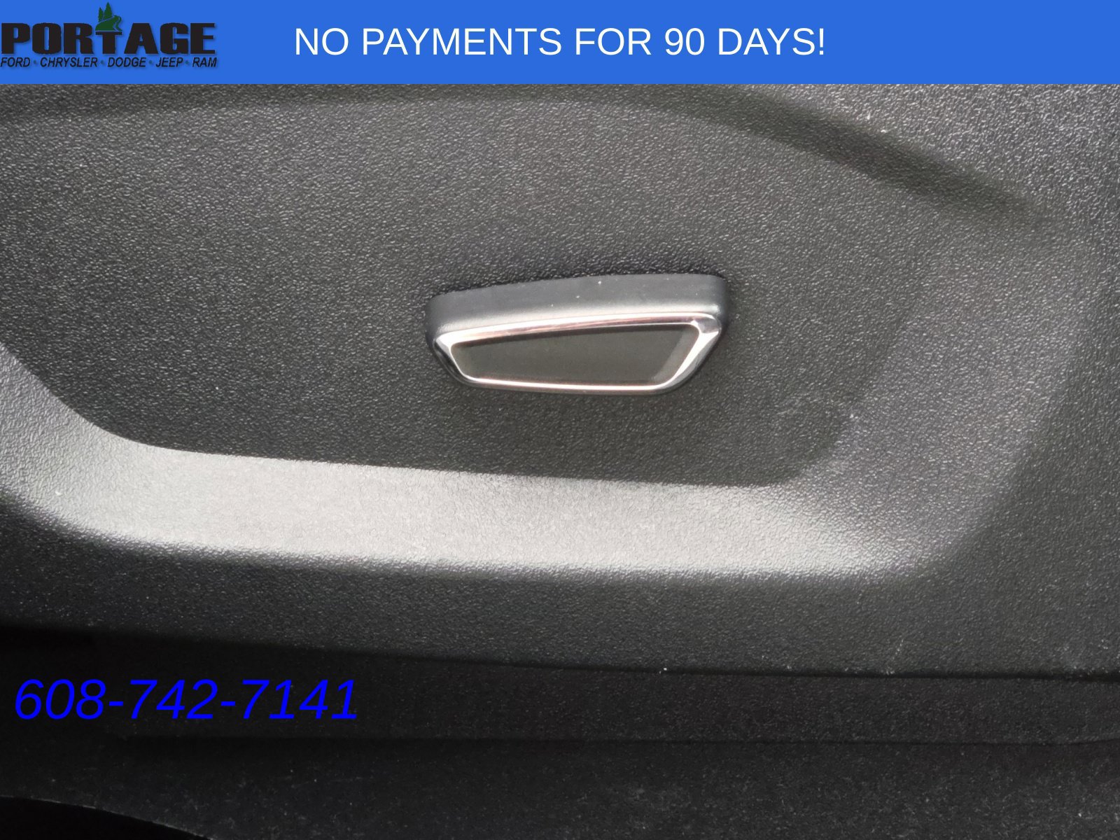 Used 2018 Ford Explorer XLT AWD/4WD image 42