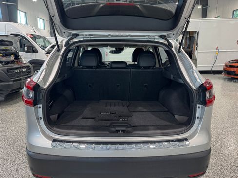 Used 2022 Nissan Rogue Sport SL w/ Premium Package AWD/4WD image 9