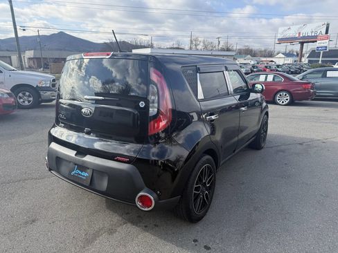 Used 2015 Kia Soul image 6
