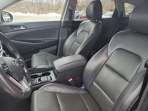 Used 2020 Hyundai Tucson Limited image 18