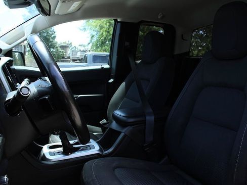 Used 2021 Chevrolet Colorado LT w/ Fleet Safety Package RWD image 10