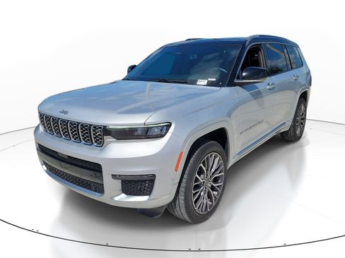 Used 2022 Jeep Grand Cherokee L Summit AWD/4WD image 3