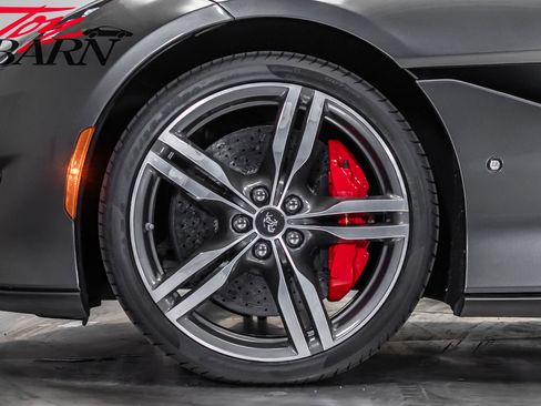 Used 2020 Ferrari Portofino RWD image 25