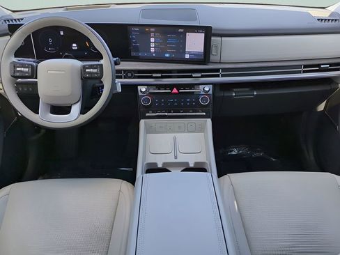 Used 2025 Hyundai Santa Fe Calligraphy image 15