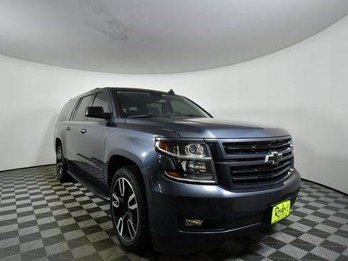 Used 2020 Chevrolet Suburban Premier image 9