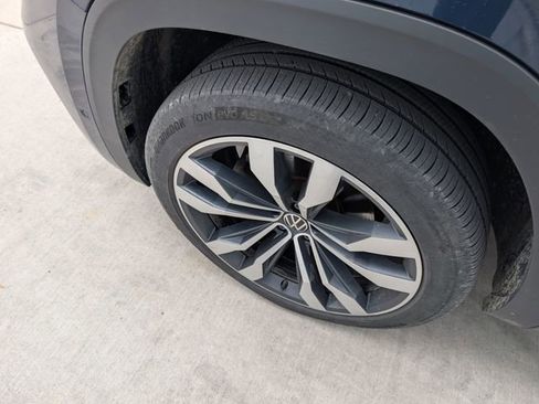 Used 2020 Volkswagen Atlas Cross Sport SEL Premium R-Line image 9