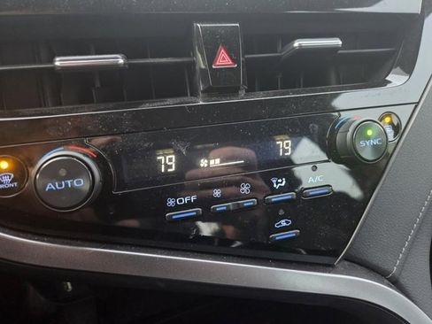 Used 2023 Toyota Camry LE image 12