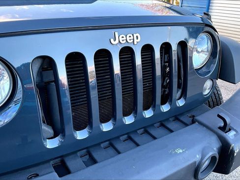 Used 2017 Jeep Wrangler Unlimited Sport w/ Quick Order Package 24S image 29