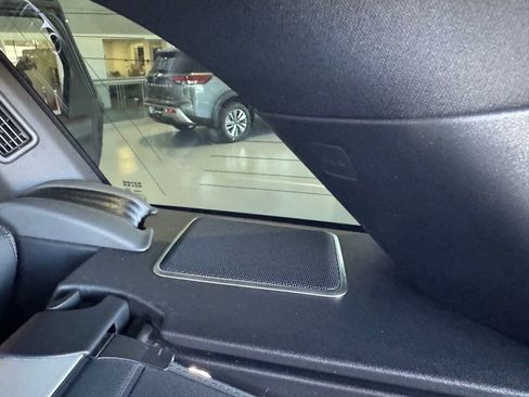 Used 2022 Land Rover Range Rover Sport SVR image 26