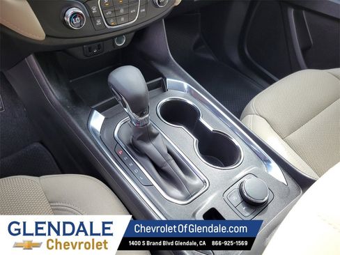 Certified 2023 Chevrolet Traverse LS image 30