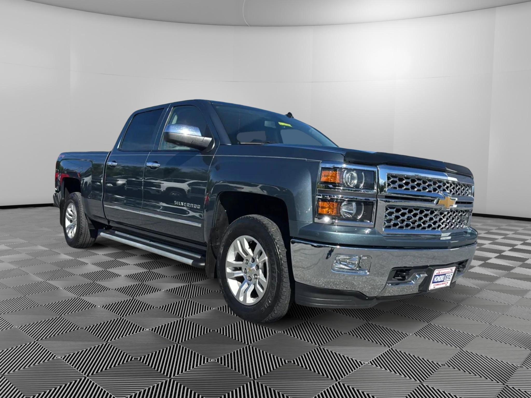 Used 2014 Chevrolet Silverado 1500 LTZ AWD/4WD image 2