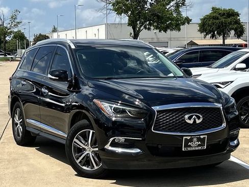 Used 2019 INFINITI QX60 Luxe w/ Essential Package FWD image 2