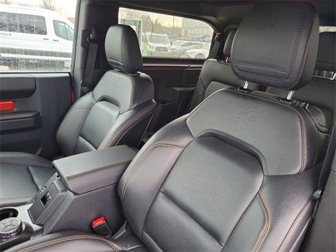 Certified 2024 Ford Bronco Badlands image 5