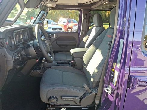 New 2026 Jeep Wrangler Unlimited Rubicon image 10