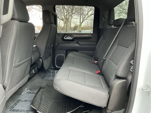 Used 2025 Chevrolet Silverado 2500 LT w/ Convenience Package image 30