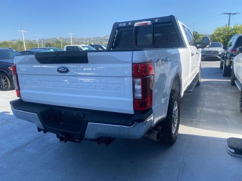 Used 2022 Ford F250 XLT AWD/4WD image 3