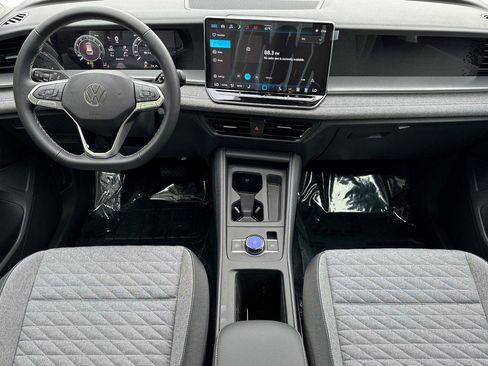 New 2026 Volkswagen Tiguan S image 12