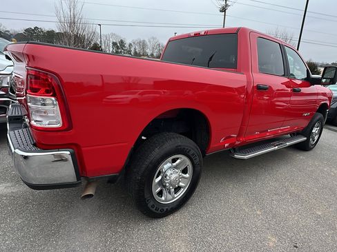 Used 2024 RAM 2500 Big Horn w/ Bed Utility Group image 8