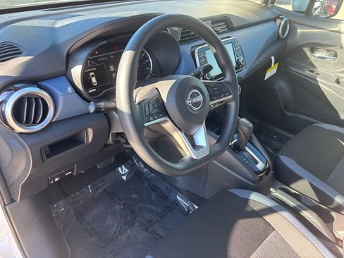 New 2025 Nissan Versa SV w/ Trunk Package image 2