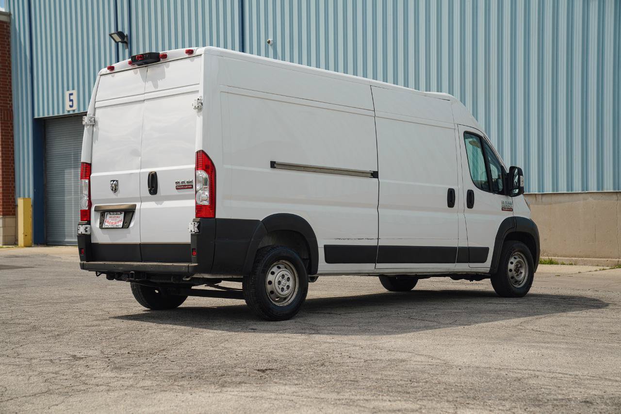 Used 2022 RAM ProMaster 2500 w/ Driver Convenience Group FWD image 17
