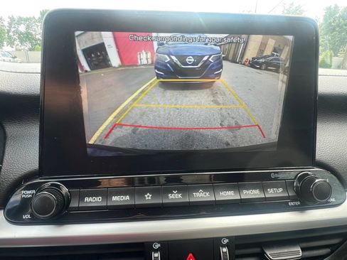 Used 2019 Kia Forte LXS FWD image 25