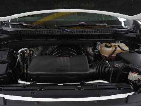 Used 2021 Chevrolet Tahoe Z71 image 31