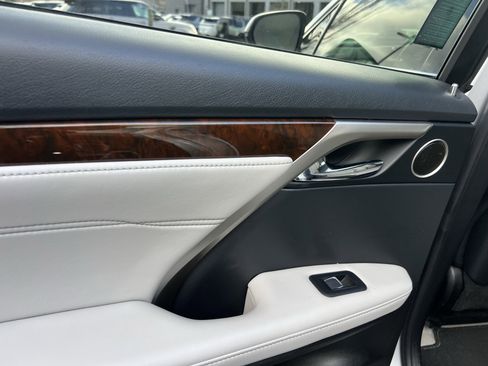 Used 2019 Lexus RX 350 FWD w/ Navigation Package image 29