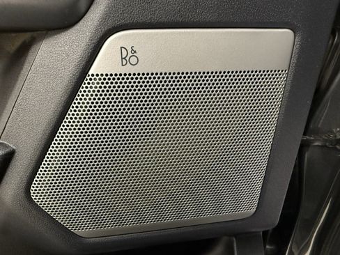 Used 2023 Ford F350 Lariat w/ Sport Appearance Package image 12