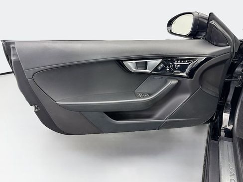 Used 2016 Jaguar F-TYPE Convertible image 19
