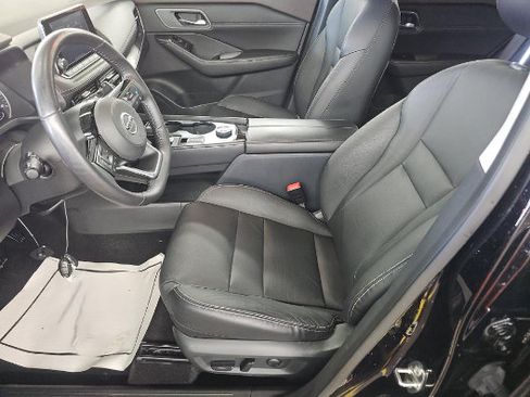 Used 2021 Nissan Rogue SL AWD/4WD image 3