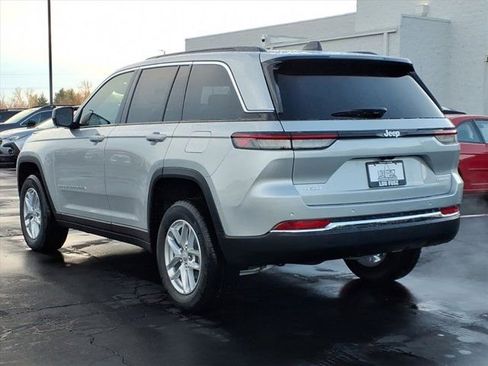 New 2025 Jeep Grand Cherokee Laredo X image 4