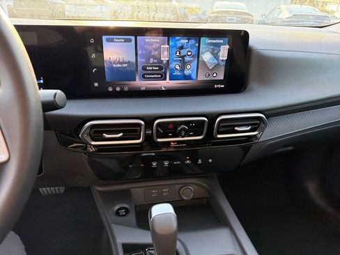 New 2026 Nissan Sentra SV w/ Floor Mat Package FWD image 22