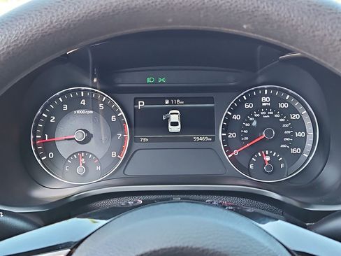 Used 2022 Kia Forte LXS image 22