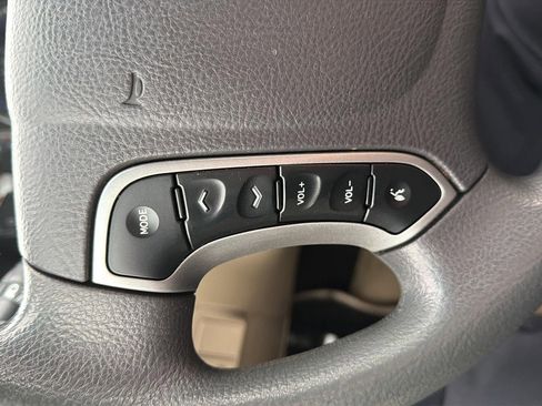 Used 2011 Hyundai Santa Fe GLS image 28