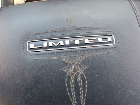 Used 2019 RAM 1500 Limited AWD/4WD image 18