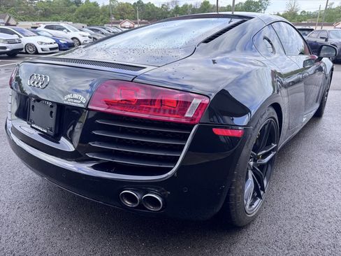 Used 2009 Audi R8 V8 image 6
