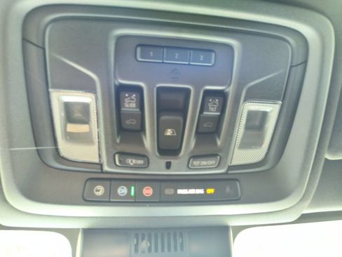 Used 2026 GMC Sierra 2500 AT4 w/ AT4 Premium Plus Package AWD/4WD image 23