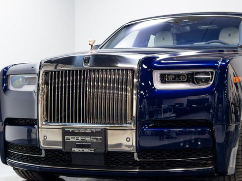 Used 2021 Rolls-Royce Phantom Sedan RWD image 98