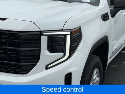 Used 2022 GMC Sierra 1500 Elevation image 9