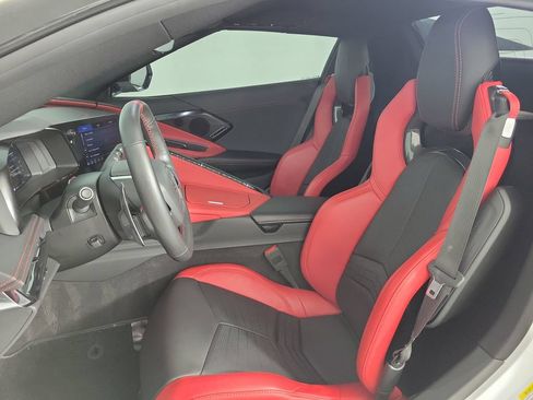 Used 2023 Chevrolet Corvette Stingray Preferred Conv w/ Z51 Performance Package RWD image 9