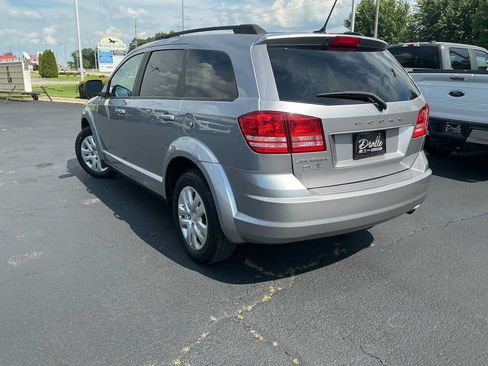 Used 2017 Dodge Journey SE FWD image 5