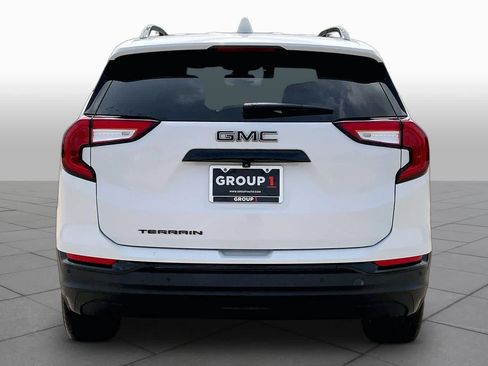 Used 2023 GMC Terrain SLT w/ Elevation Edition FWD image 5